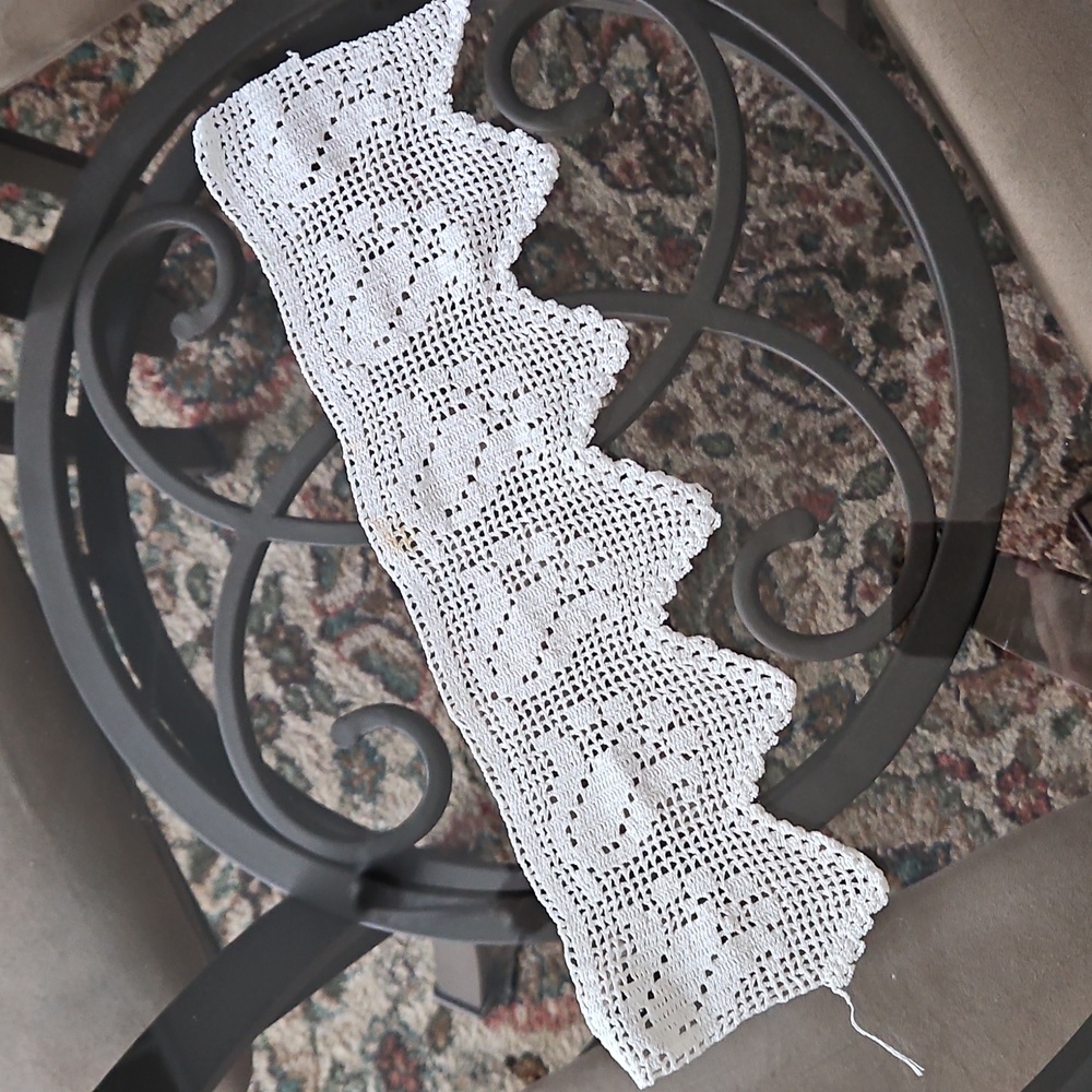 VINTAGE! Handmade White Crochet Lace Trim